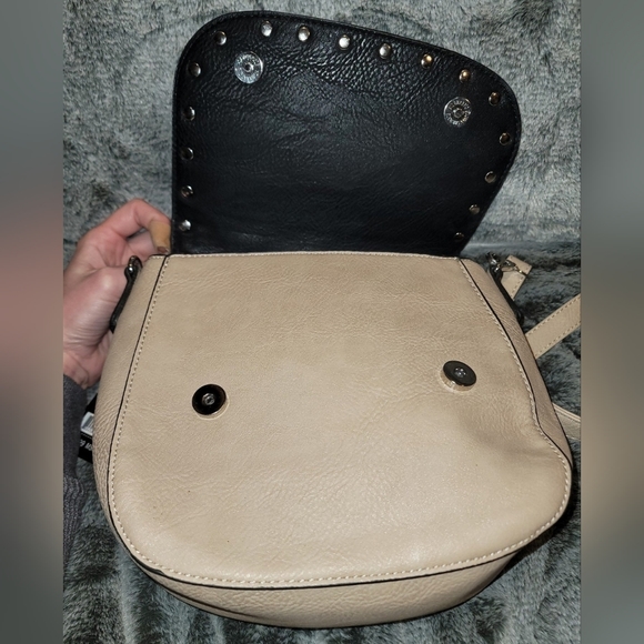 K Carroll Black and Cream Bag Crossbody Purse With RFID Protection *NEW* - Picture 2 of 6